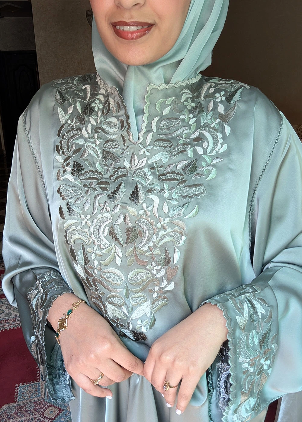Caftan Wardia - Signature Elegance 5 Caftan Wardia - Signature Elegance Real Photo 2