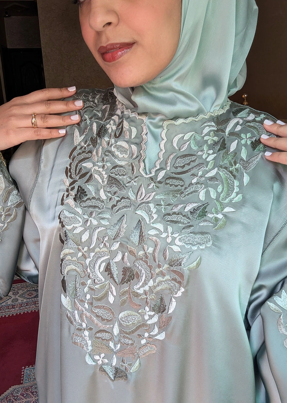 Caftan Wardia - Signature Elegance 6 Caftan Wardia - Signature Elegance Real Photo 3